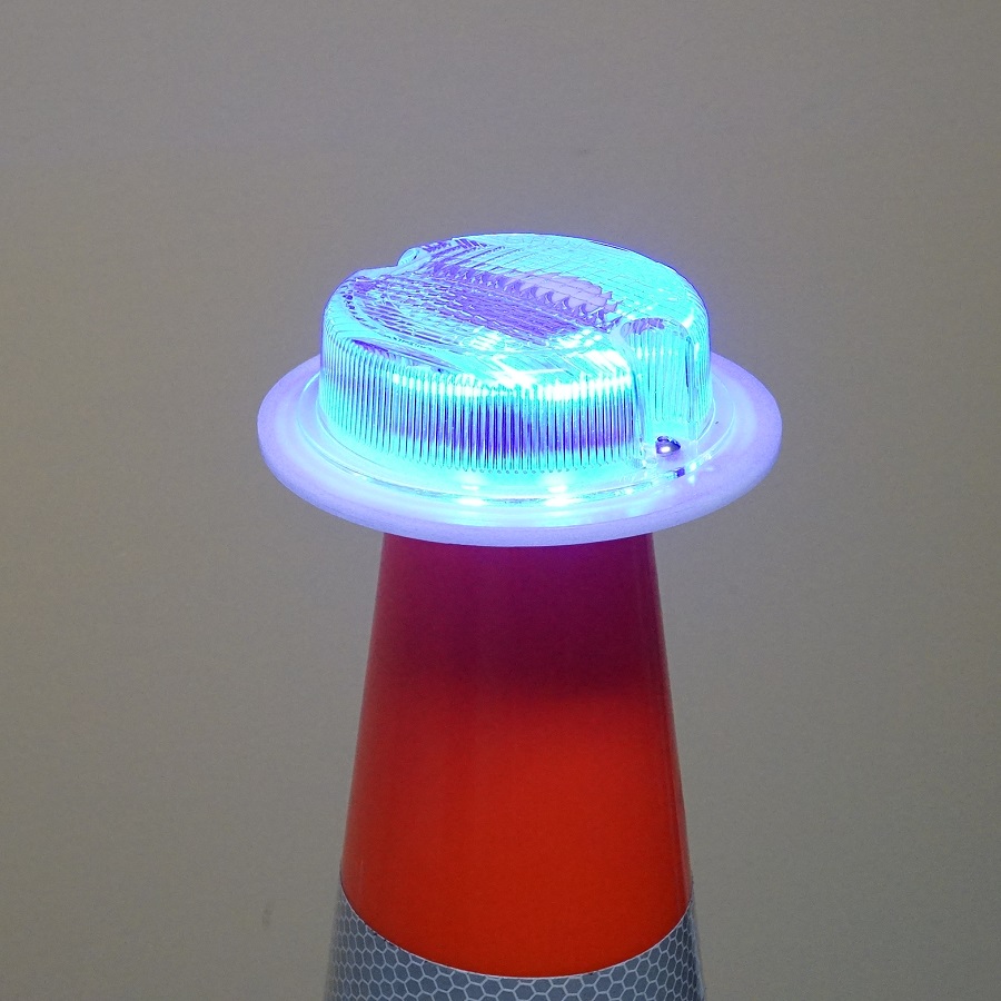 LED pylon play