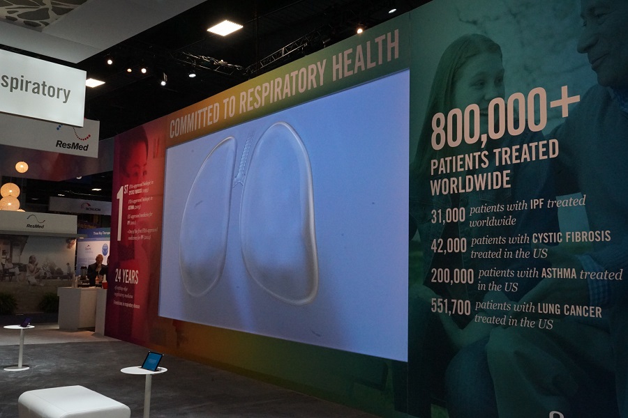 breathing wall exhibit